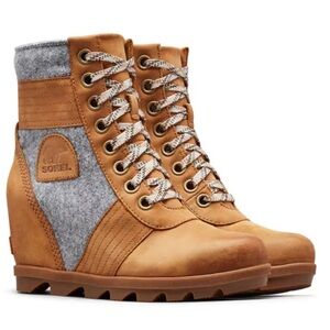 Sorel Lexie Wedge Casual Boots, size 10